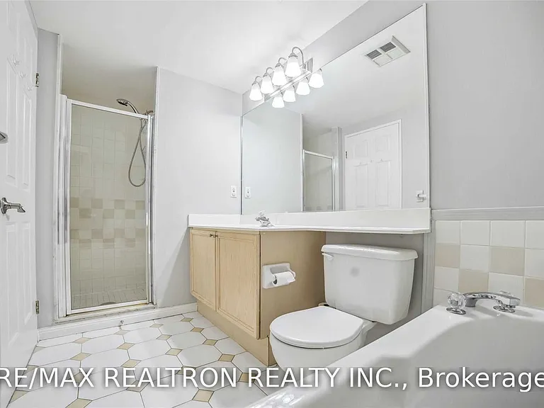 101 Subway Cres #410 — Photo 10