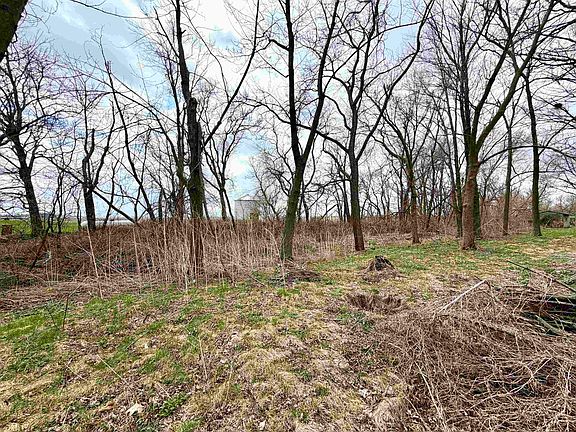 5th image of 5982 W Clare Rd