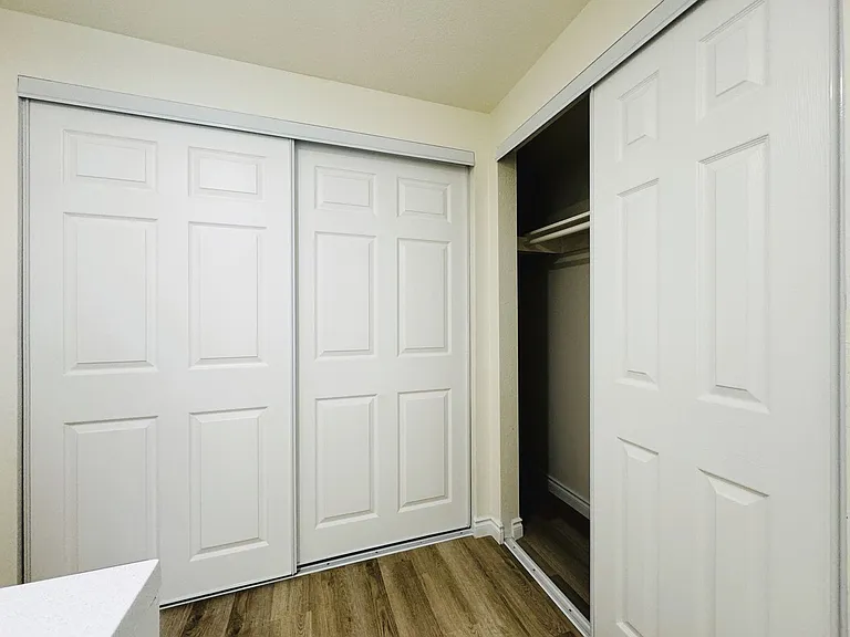 2105 E Petunia St — Photo 24