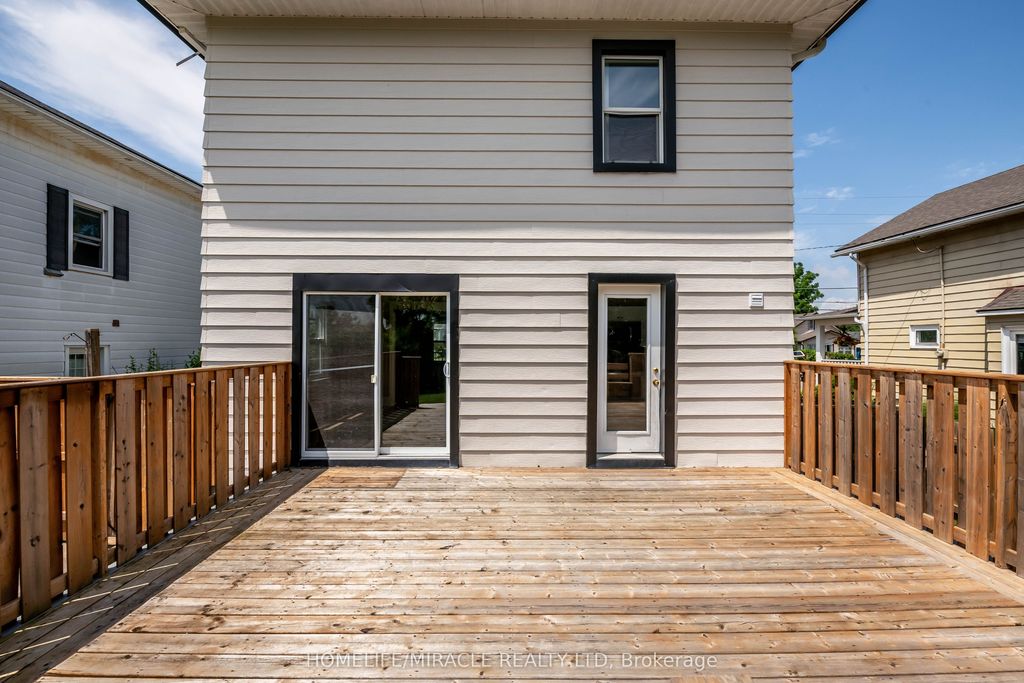 4428 Homewood Ave, Niagara Falls, ON - View 6