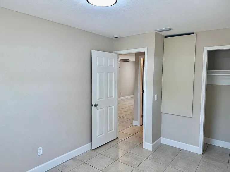 1819 E Fairbanks St — Photo 17