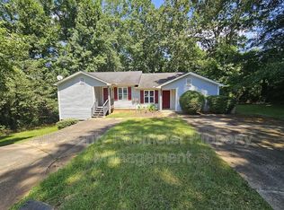 2460 Washington Dr, Austell, GA 30106