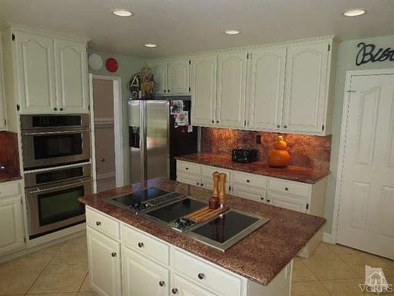 3rd image of 2550 Via Zurita Ct