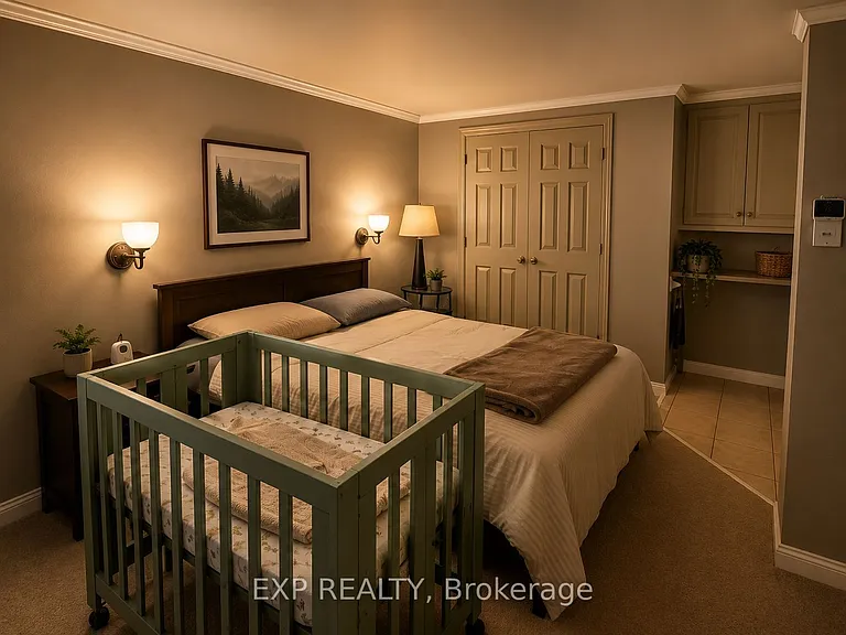 12 Somerset St W #1 — Photo 15