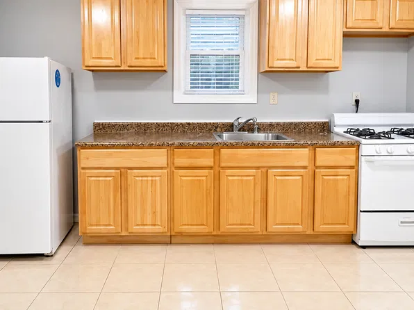 131 S 13th St, Newark, NJ