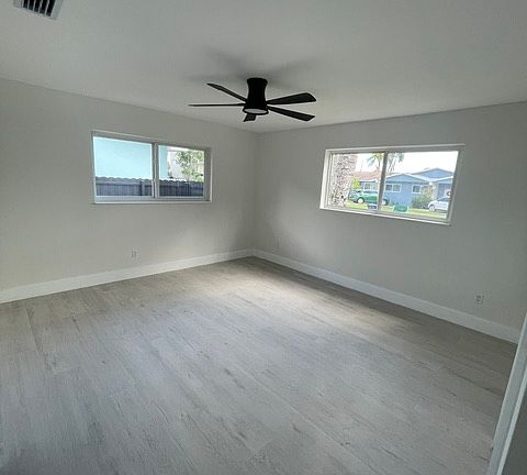 4th image of 8771 SW 54th St