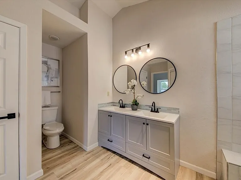 12208 Farnish Cv — Photo 9