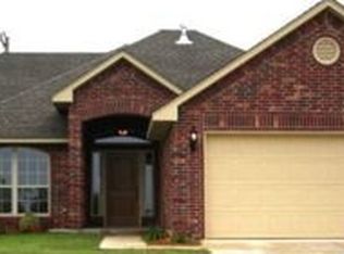 11240 NW 101st St, Yukon, OK 73099