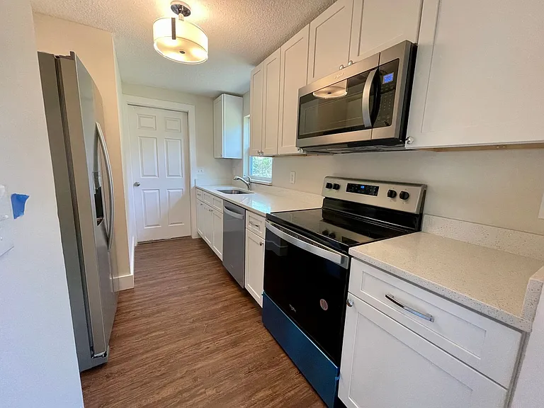10867 Bahia Dr — Photo 8