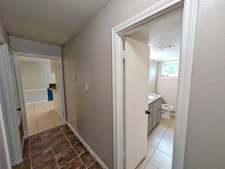 4919 Connorvale Rd — Photo 14