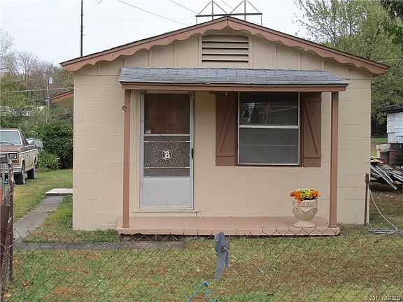 4th image of 31273 E 685th Ln