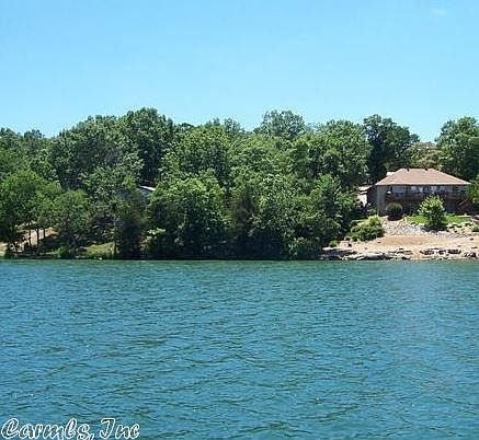 1st image of W Lakeshore Dr