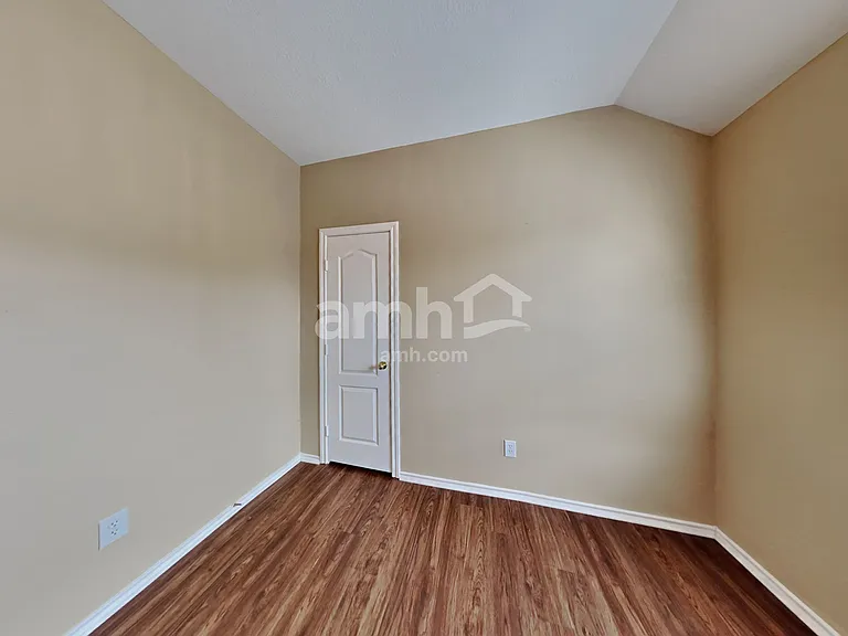 26004 Castle Meadow Ln — Photo 24