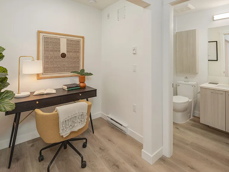 750 Robinson St — Photo 19