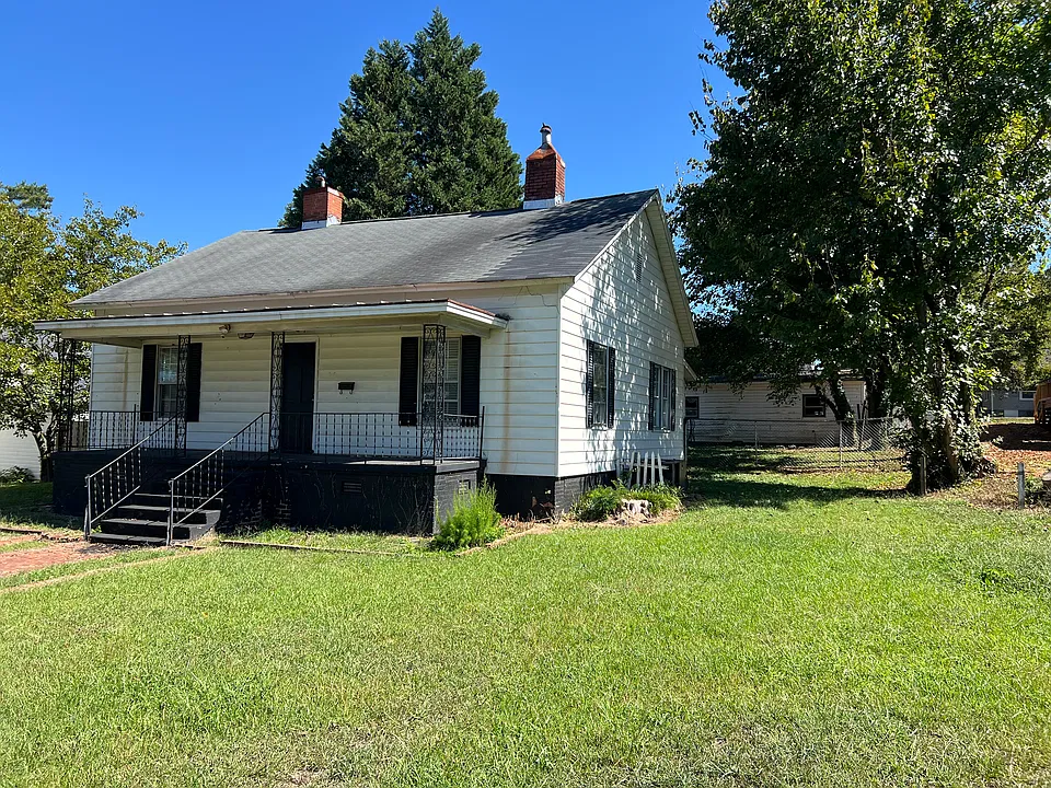 32 Allen St