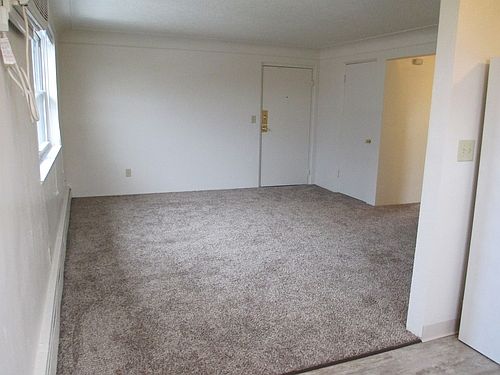 2nd image of 7878 Sequoia Ct APT 9