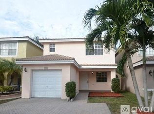 9297 NW 55th St, Sunrise, FL 33351