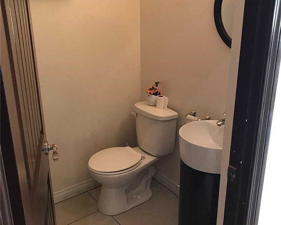 2nd image of 2351 Kennedy Rd Unit 118