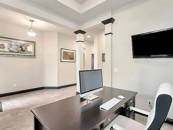 3 bed, 2200 sqft, $3,395 — Photo 1