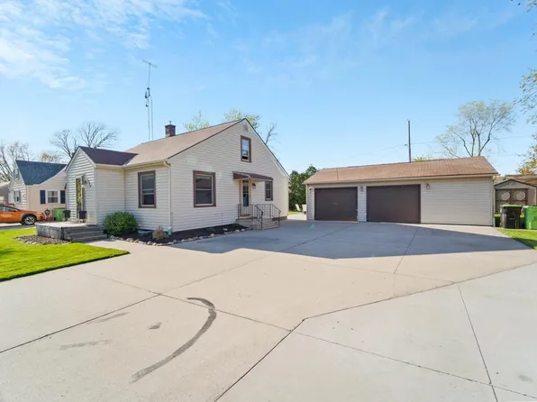 W394 Stumpf Ave, Sherwood, WI 54169