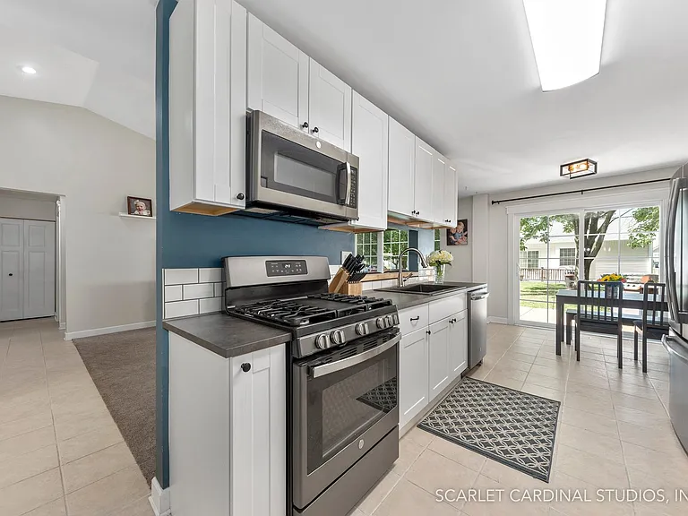 3120 Gresham Ln W — Photo 9