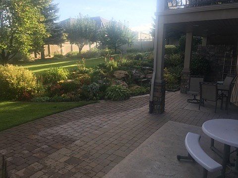 2nd image of 383 Eagle Ct