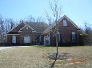 5486 Taylors Run Dr, Clemmons, NC 27012