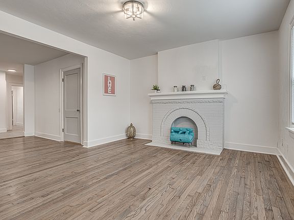 4th image of 2616 NW 12th St #2616