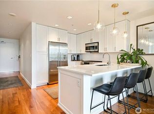 10650 NE 9th Pl UNIT 925, Bellevue, WA 98004