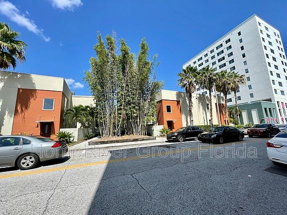 2nd image of 839 3rd Ave N