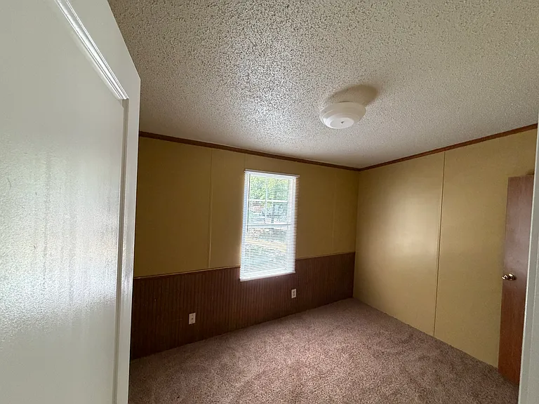 2611 Warhorse St — Photo 8