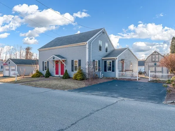 19-21 Snell Ave, Fiskdale, MA 01518
