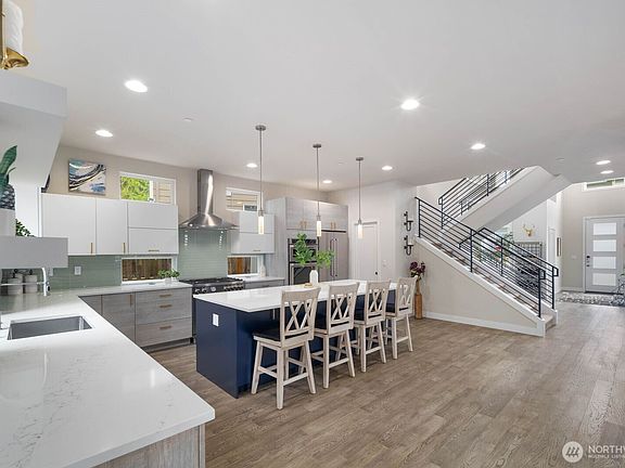 5th image of 8302 NE 203rd Street