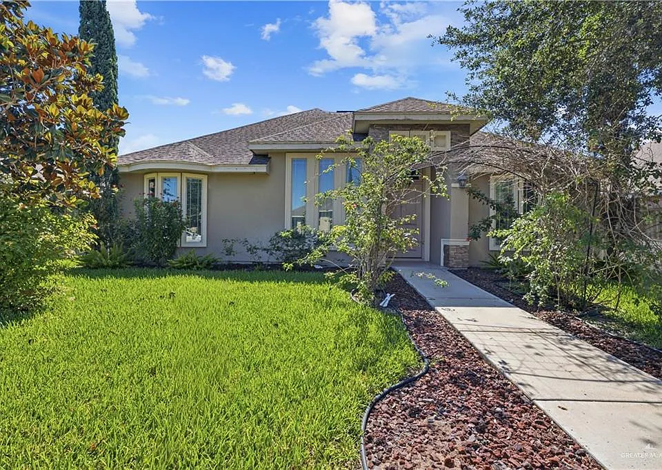 1807 S Villa Real Dr