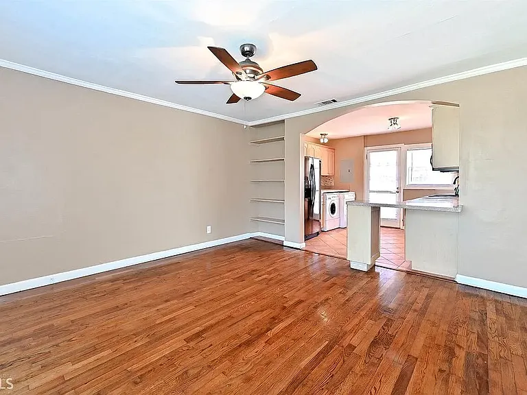 2926 Davis St #2926 — Photo 2