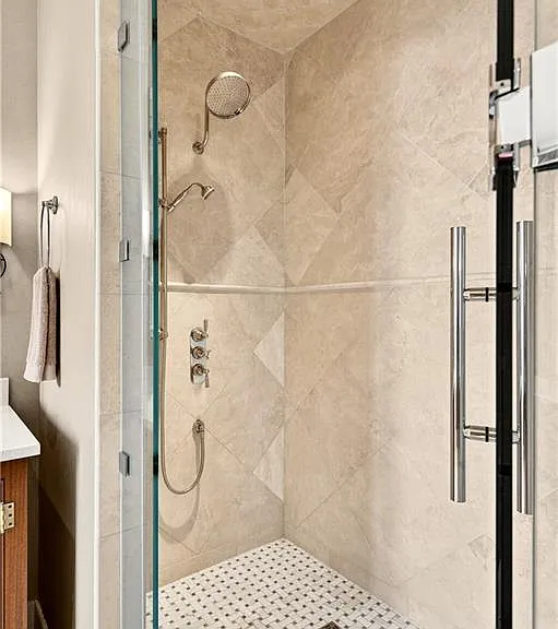 3376 Peachtree Rd NE #41A — Photo 40