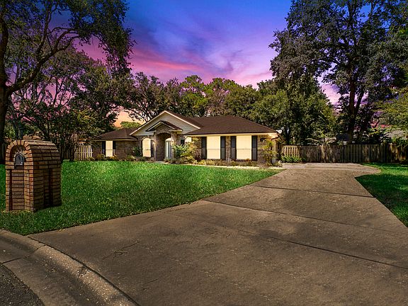 3rd image of 13839 Spartanburg Ct