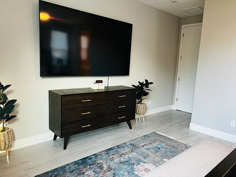 Radiance Ln — Photo 39