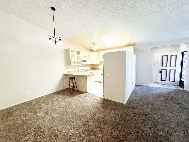 126 Jericho Circle Gln — Photo 7