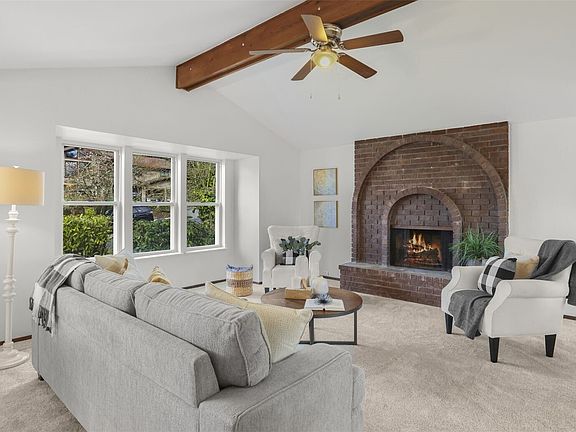 5th image of 1816 52nd Street NE