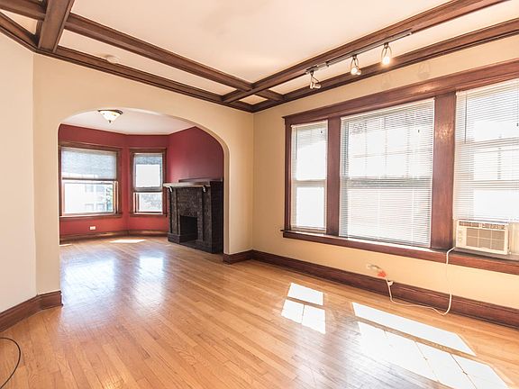 4th image of 4108 N Damen Ave #3