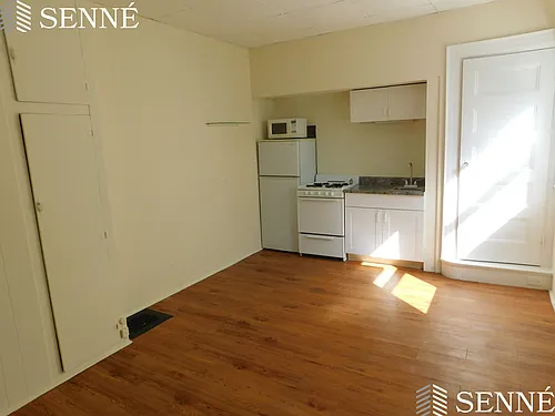 14 Prentiss St #1R Photo 1