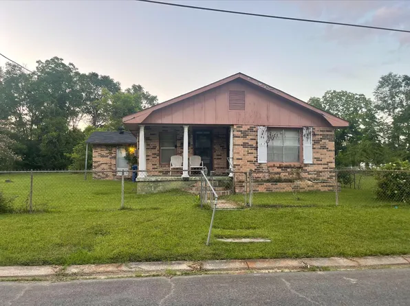 833 Elm St, Deridder, LA 70634