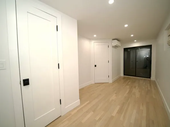 188 West 9th Street image 10 of 16