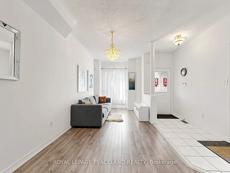 246 Farmstead Rd — Photo 3