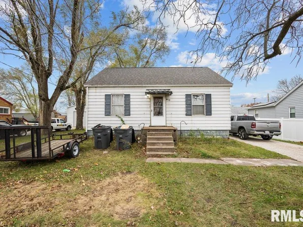 912 1st Ave E, Milan, IL 61264