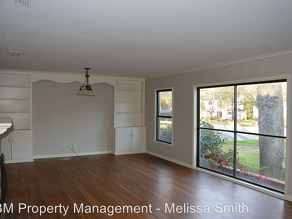 3rd image of 1723 Maplewood Ave