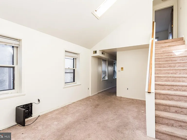 540 N 4th St #D — Photo 3