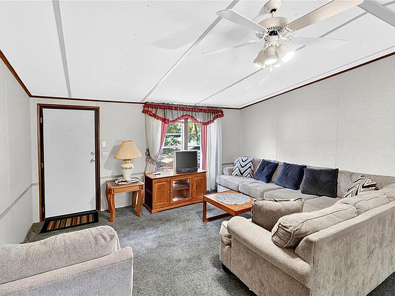 4th image of 14395 NE 50th Pl