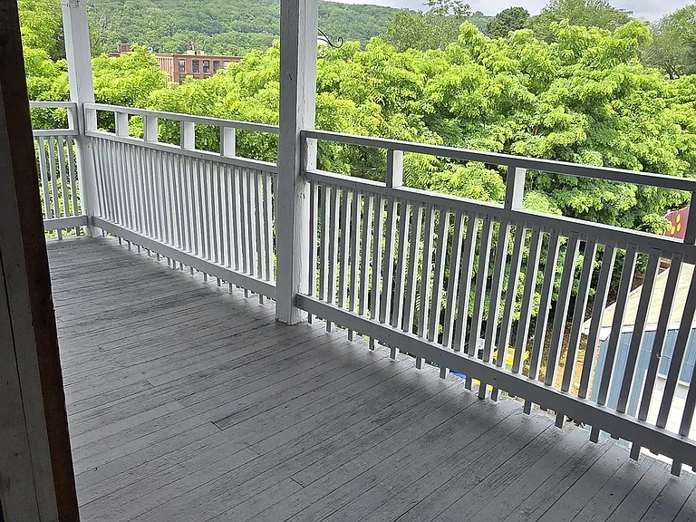 31 Sheffield St #3 — Photo 7